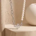 Collier épissé perles et chaîne avec pendentif croix, bijou ras du cou mode de niche. - Or blanc
