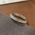 Anillo de plata S925 con piedras cuadradas, anillo minimalista elegante estilo alianza. - Talla US 5 (Talla HK 10-11) / RS3847 platino