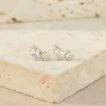 Pendientes de botón de estrella de plata de ley 925 con circonitas amarillo estilo minim - Oro Blanco Noviembre Amarillo Oliva