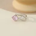 Ear cuff in argento S925 con zircone rosa, orecchino clip minimal senza foro. - Rosa