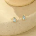 Pendientes de botón con gota azul, joyería de plata esterlina chapada en oro de 14k. - Pendientes de Botón (ES4034) / Oro Champagne de 14K
