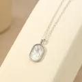 Collar de plata de ley 925 signo Aries con colgante de nácar, elegante joya para mujer. - Platinado - Aries