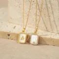 Gepersonaliseerde letter witte moedersparel 18K verguld koperen hanger ketting stijl chic - Letter A (TN4437) / Goud