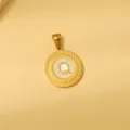 Goldfarbene runde Buchstaben-Anhänger Halskette mit Kordelrand und weißem Inlay Buchstabe Q. - Weiße Emaille Q