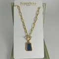 Collana con catena in oro in acciaio inossidabile con ciondolo quadrato blu e fibbia OT. - Collana Pendente Quadrato Blu