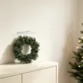 Corona de pino de Navidad artificial 20cm decoración de puerta festiva de bricolaje - Coronas desnudas 20 cm