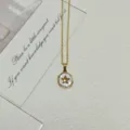 Collana in acciaio inox dorato con ciondolo stella madreperla bianca per donna quotidiana - A stella / Oro