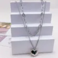 Collana a catena spessa in acciaio al titanio a doppio strato con ciondolo a cuore. - Catena a doppio strato con cuore color acciaio