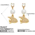 Edelstahl vergoldet Perle Zirkon Fisch Ohrringe, elegante Strand Stil Schmuck für Frauen. - Weißer Zirkonia Manta-Rochen Stil (F057-F) / Gold