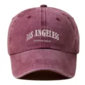 Casquette de baseball en coton lavé vintage avec lettrage brodé pour protection solaire. - Réglable / Bordeaux