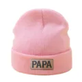 Gorro de punto rosa con parche de cuero, elegante gorro de invierno acrílico hip hop. - Rosa