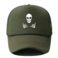 Casquette trucker vert armée avec motif de crâne blanc pour style streetwear urbain et casual. - Réglable / Vert Militaire