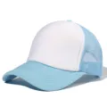 Casquette trucker décontractée en blanc et bleu clair, casquette de baseball pour le soleil. - Réglable / Bleu ciel