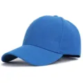 Casquette de baseball bleue unie, variante de chapeau en coton simple pour hommes et femmes. - Réglable / Bleu lac