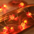 Guirnalda de luces LED de corazones romantica decoracion San Valentin dormitorio - Flecha a Través del Corazón-2m 20 Luces Fijo
