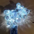 Cadena de luces de bola de espejo LED, luces decorativas de bola de mosaico para fiesta y Navidad. - 3m 20-LED a Pilas / Blanco