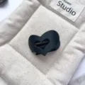 Black matte hollow heart hair claw clip, stylish small hair accessory for daily wear and styling. - 5cm PS Heart Grab Clip (20260515e) / Heart-Matte Black