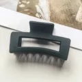 Minimalistische matte schwarze rechteckige ausgehöhlte Haarklammer, Styling-Detail. - Rechteckig Hohl Stil / 8.5cm / Mattes Schwarz