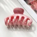 Molla per capelli marmorizzata rosa elegante artiglio di acetato per styling quotidiano. - Rosa