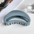Minimalist grey geometric hair claw clip detail close-up showing texture and premium finish. - Moon Style (PC 7cm Moon Clip) / Glossy Blue Gray