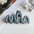 Grey wavy hair claw detail, stylish modern minimalist design for daily hairstyles - Wave Style (PC 6.5cm Wave Clip) / Glossy Blue Gray