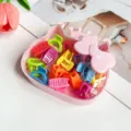Jolie boîte de rangement Hello Kitty avec pinces à cheveux mini colorées pour filles et enfants. - Boîte Chat - Style Semicirculaire / 15 Pièces (2.5cm) / Couleur Vibrante