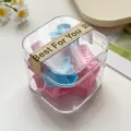 Süße Mini Haarklammern in transparenter Box, bunte kleine Haarschmuck Accessoires für Mädchen. - Würfel Stil / 2.5cm (10 Stück/Packung) / Kräftige Farbe