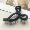 Schwarze matte geometrische Haarklammer, elegantes Schleifendesign fuer den taeglichen Gebrauch. - Hohle Schleife Stil / 10cm / Mattes Schwarz