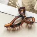 Große geometrische Haarklammer in Schildpatt-Optik, elegante Acetat Haarklammer für Damen. - Hohle Schleife Stil / 10cm / Matt Kaffee Leopard