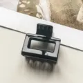 Schwarze rechteckige ausgehöhlte Haarklammer, elegante geometrische Haarklammer für Alltag. - Kleines Quadrat / 5cm / Glänzendes Schwarz