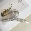 Transparente Acryl Haarklammer großes Kreuz Design starke Metallfeder elegante Damen Haarschmuck - Klarweiß
