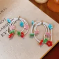 Boucles d'oreilles pendantes fleurs en perles de résine, style vacances coloré. - Boucles d'oreilles à fleurs en perles de résine (59#) / Multicolore (Tige d'oreille en argent)