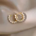 Élégantes créoles perles dorées style rétro français, parfaits bijoux chic et luxueux. - Boucle d'oreille perle ronde (53#) / Or