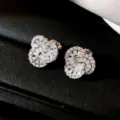 Magnifiques boucles d'oreilles entrelacées en zircone plaquée or 18k, style vintage français. - Boucles d'oreilles enveloppées de zircone (52#) / Argent