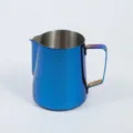 Jarra de espuma de leche de acero inoxidable azul para café latte art profesional. - 350 ml azul titanio con escala - 304