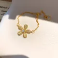 Verstelbare gouden pavé kristallen bloem ring, elegante mode vingersieraden voor vrouwen. - 6# Witte Zirconia Bloem Verstelbare Ring / Goud