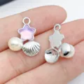 Primer plano de dije de concha perla estrella de aleación para joyería artesanal DIY. - Concha Estrella Perla Vidrio Púrpura K Blanco (28438)
