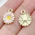 Gold-tone alloy enamel daisy flower charms, double-sided DIY pendant for necklace and earrings. - Enamel Daisy (28600)