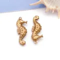 Pendentifs hippocampe en acier inoxydable doré pour création de bijoux DIY colliers - Style Hippocampe (T1965) / 1 Pièce (Creux 12x26x4mm Trou 1.1mm) / Or