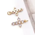 Goldener Kreuz Anhänger mit funkelnden Zirkoniasteinen für DIY Halsketten und Ohrringe. - Große Hängender Ring Kreuz Anhänger (T3373) / 1 Stück (24x14x3.7mm Große Größe) / Altgold