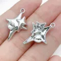 Silver asymmetric star cross pendant charms with clear cubic zirconia for DIY jewelry making - Four-Pointed Star Style (28446) / 1 Piece (25x17x5mm) / Silver