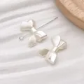 DIY pearl bow jewelry accessory, off-white handmade bracelet and earring charm variant - 1 Piece (15x20mm)