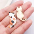 Emaille Katzen Anhänger Legierung DIY Schmuck Zubehör für handgemachte Halsketten Ohrringe. - Orangene Weiße Emaille Rückseite Katze