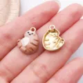 Niedlicher Emaille Katzen Metall Anhänger für DIY Handgemachte Schmuck Halskette Machen. - Hellbraune Eingerollte Katze