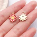 Rode emaillen bloemhangers voor DIY sieraden maken, schattige metalen hangers voor kettingen. - 1 st. Rode emaille ronde kleine madelief 11,4x14,6 mm - 0,5 g - 11073