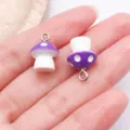 ciondoli fungo viola in resina carini per fai da te creazione di gioielli collane orecchini - Fungo Dipinto Punti Bianchi / 1 Pezzo (11x17mm) / Viola