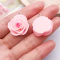 Roze bloem hars bedels hanger leuke DIY sieraden maken accessoires voor oorbellen ketting sleutelhangers - Rozenbloem (24334) / 1 stuk (25x21x11mm) / Roze