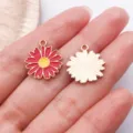 Rode geemailleerde bloem bedel DIY sieradenhanger voor armband ketting knutselen - 1 st. Rode emaille chrysant 16x18 mm - 1,2 g - 14779