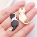 Süßer Katzen Metall Anhänger, schwarze Emaillierung und goldener DIY Schmuck Variante - Schwarz Weiß Emaille Rückseite Katze