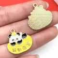 Colgante de aleación esmaltada de panda llavero collar accesorio DIY bonito metal - Acumulación de Tesoros (21546)